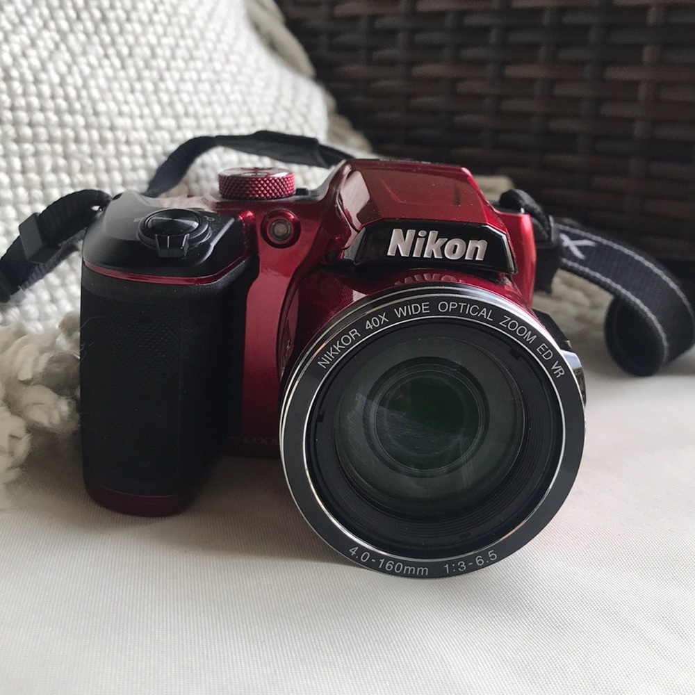 NIKON COOLPIX B500 digital camera